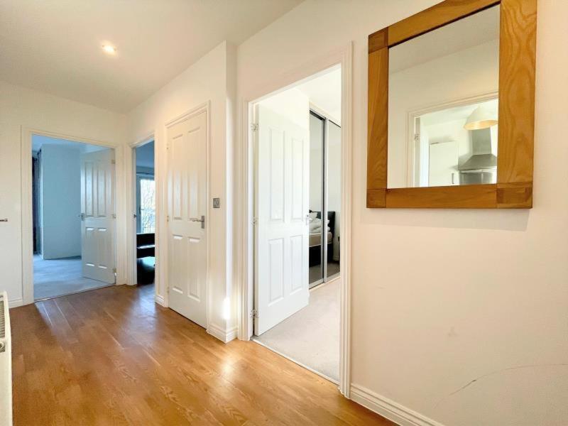 Classy Campbell Park Apartment, Balcony & Free Parking Милтън Кейнс Екстериор снимка